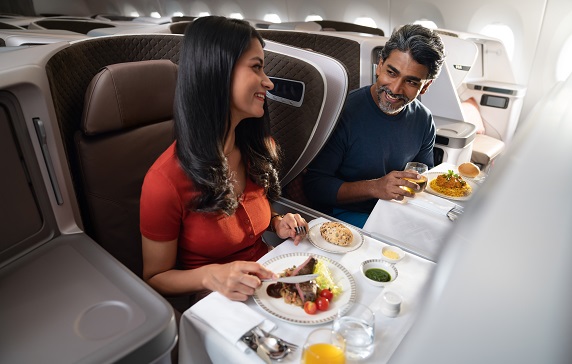 Singapore Airlines Boeing 787-10 Business Class Dining Experience