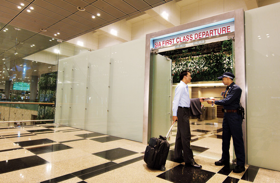 Singapore Airlines First Class Lounge