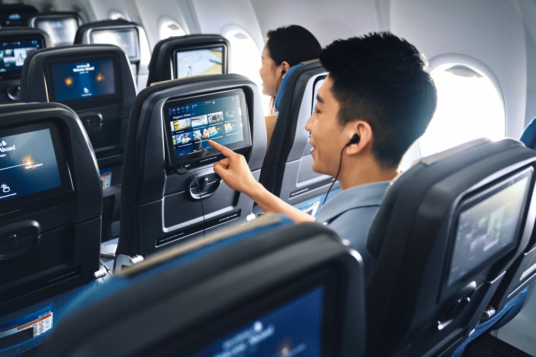 Economy Class - 737-8 amenities
