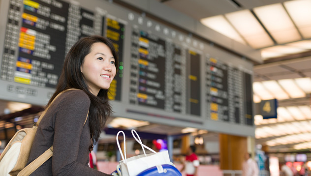 Return check-in kiosk for Singapore Airlines flights